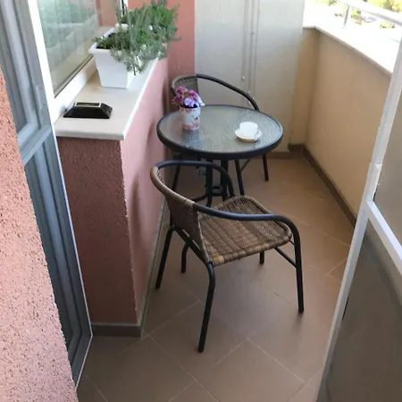 Apartment Prem High Rise, Views, Free Parking